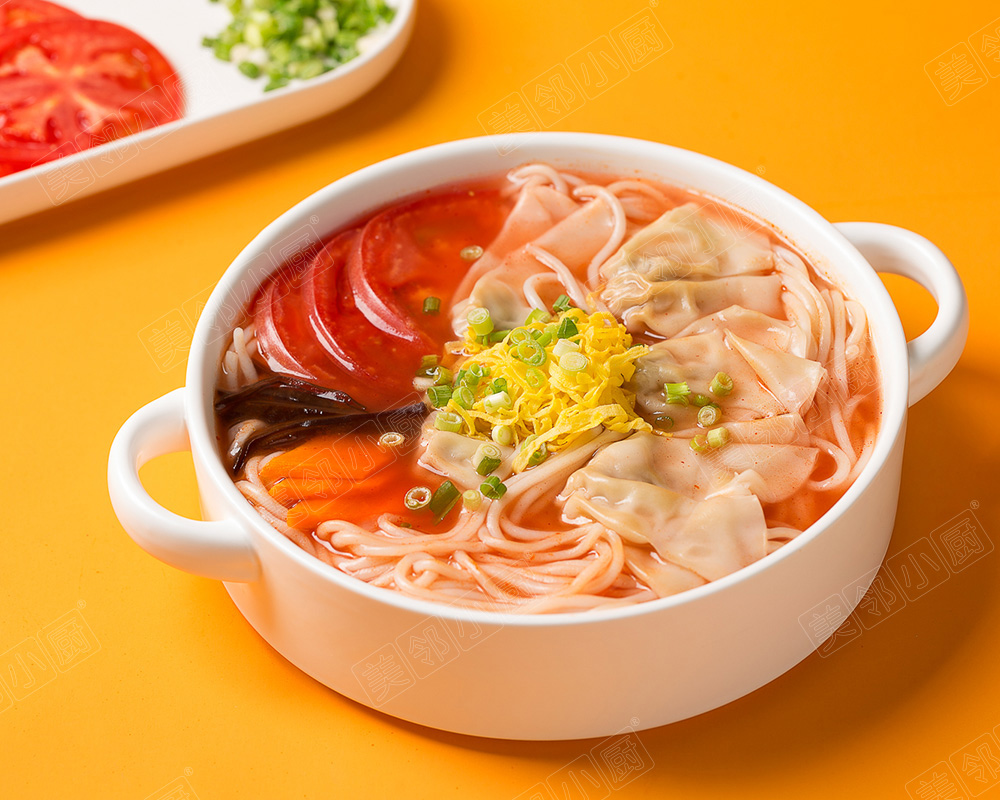 番茄雞肉餛飩米線