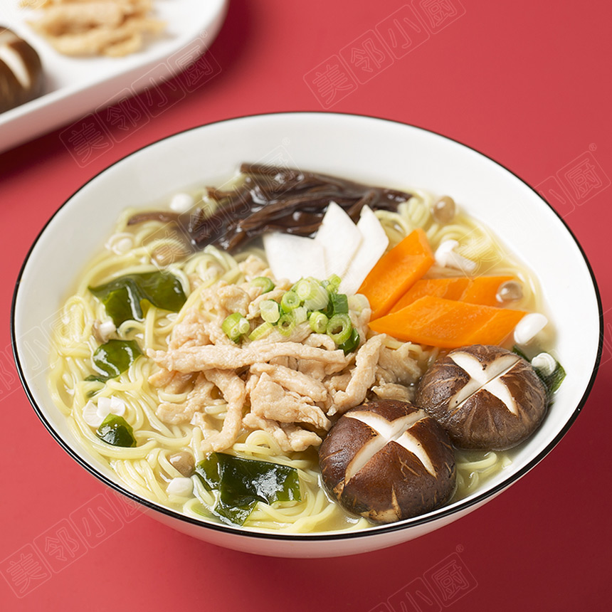 無人售賣機菌湯雞絲面