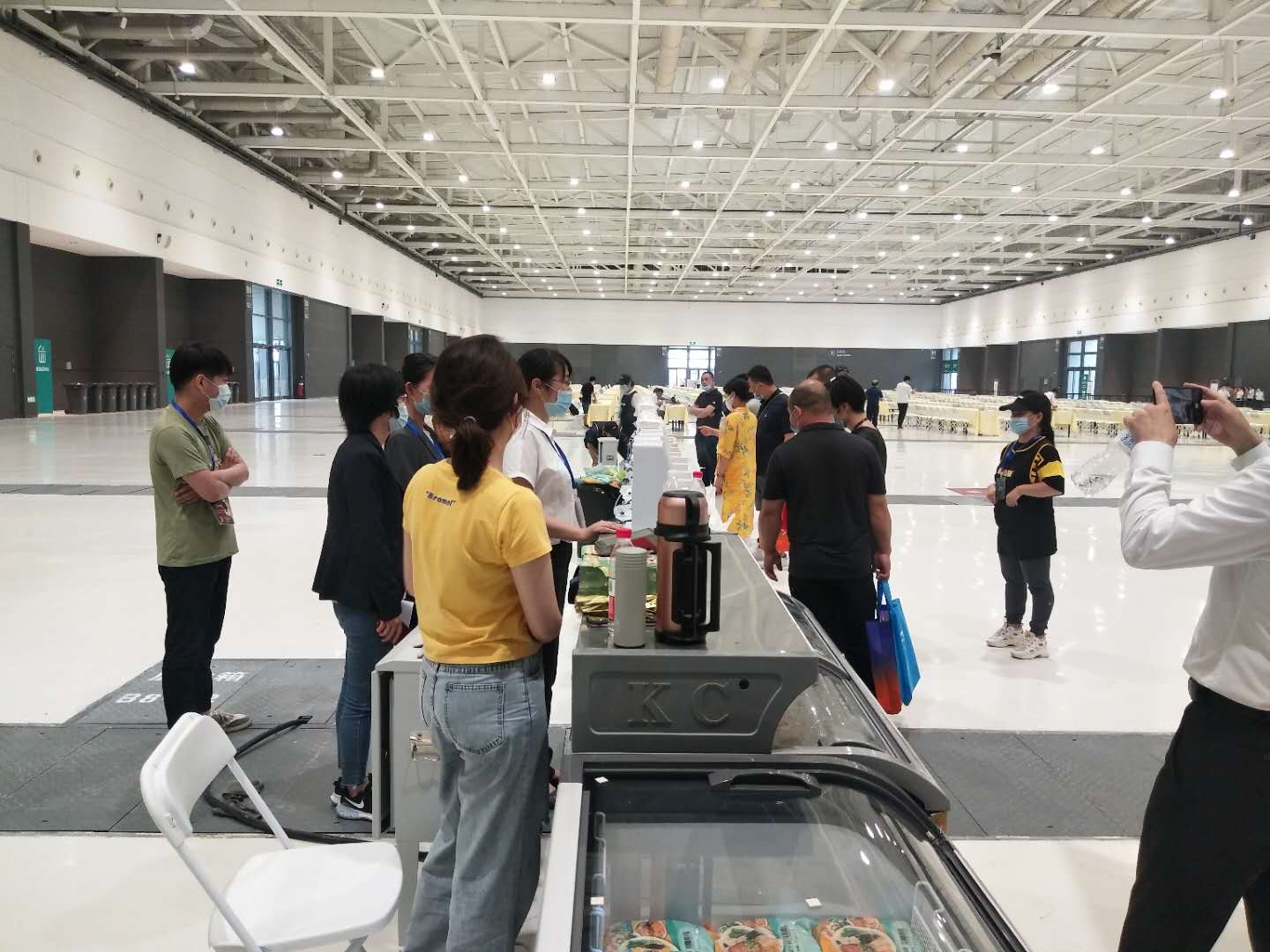 2025投資風(fēng)向標(biāo)：為什么頭部資本密集布局ai做飯機器人生態(tài)